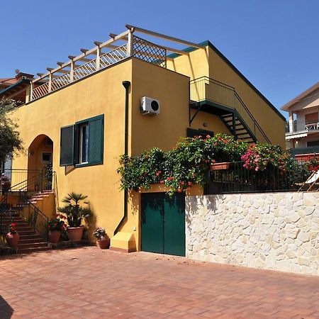 B&B Stella Marina Aci Trezza Exteriér fotografie